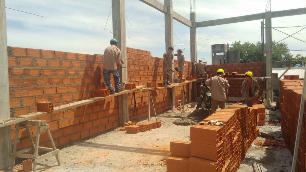 construccion-tradicional-mano-de-obra-x-m2-D_NQ_NP_684983-MLA25556266090_052017-F-1